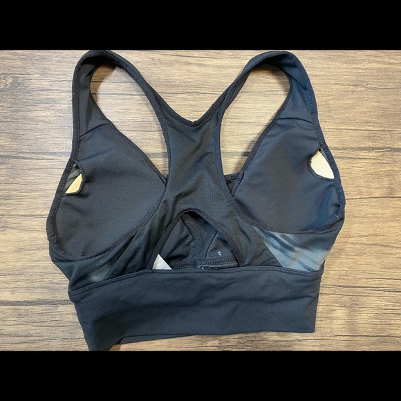 Oasis Padded Sports Bra - Picture 2 of 2